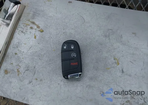 2019 Jeep Compass Limited 4X4 from USA, damaged, VIN 3C4NJDCBXKT647860